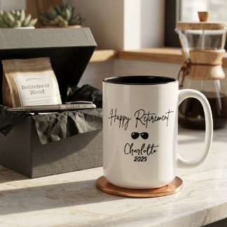 Retirement Gift – “The Adventure Begins” | Elegant Zweifarbige Tasse
