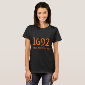 Retro 1692 sie vermissten eine Hexe Salem 1692 Hal T-Shirt (Vorne ganz)