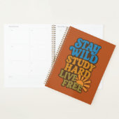 Retro 1970er Bleibe Wild, Study Hard, Live Free Planer (Anzeige)
