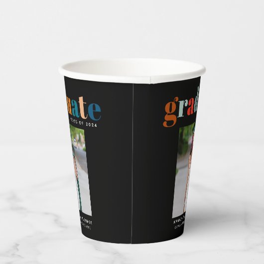 Retro 2024 Grad Foto Pappbecher (Rechts)