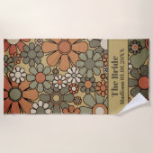 Retro 60er 70er Blumenmuster für die Bride Strandtuch (Vorderseite)