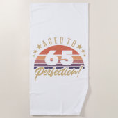 Retro 65. Geburtstag Spaß Strandtuch (Vorderseite)