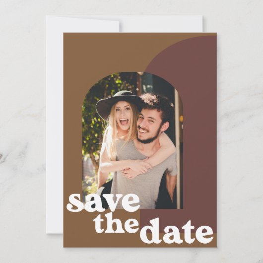 Retro 70er Brown Geometric Couple Foto Wedding Save The Date (Vorderseite)