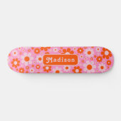 Retro 70er Daisy Orange Pink Name Skateboard (Horizontal)