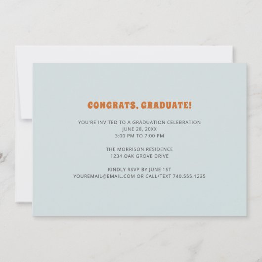 Retro '70er Grad 2025 Groovy Graduation Party Einladung (Rückseite)