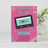 Retro 70er Music Cassette Tape Groovy Fuchsia Fun Einladung (Stehend Vorderseite)