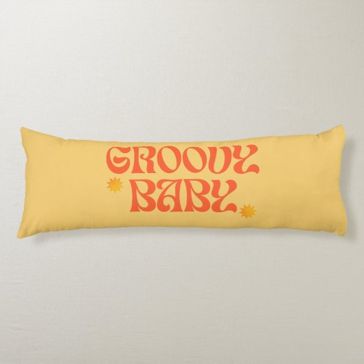 Retro 70er Mustard Orange Hippie Groovy Baby Seitenschläferkissen (Vorderseite)