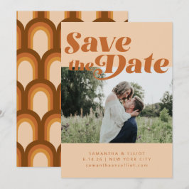 Retro 70er Typografie Groovy Brown Foto Wedding Save The Date