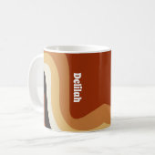 Retro 70er Wavy Orange Groovy Personalisiert Hippi Kaffeetasse (Vorderseite Links)