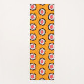Retro 70s Yellow Pink Daisy Floral Pattern Yogamatte (Vorderseite)