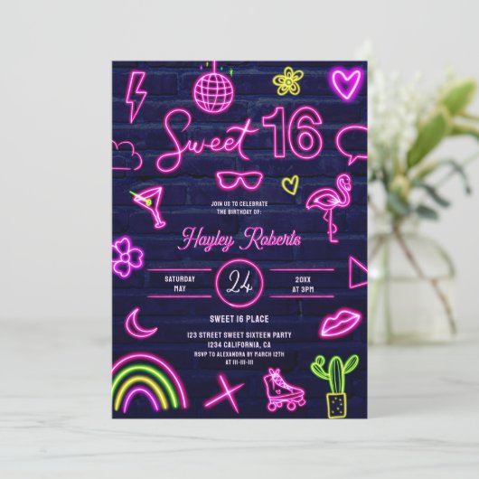 Retro 80er Neon Laser Glühen Sweet 16 navy Blue Ba Einladung (Stehend Vorderseite)