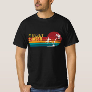 Retro 80er Sonnenuntergangs-Jäger Tropische Palmen T-Shirt