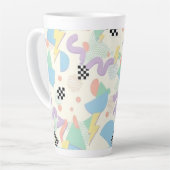 Retro 90s Memphis Aesthetic Pattern Latte Mug Milchtasse (Linke Ecke)