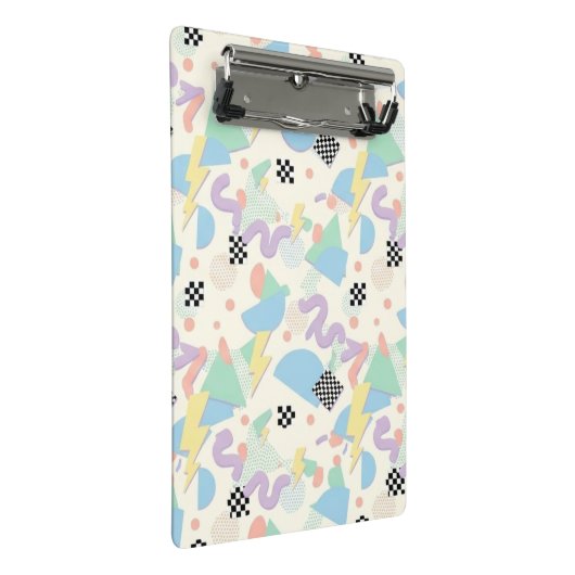Retro 90s Memphis Aesthetic Pattern Mini Klemmbrett (Schrägansicht)