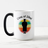 Retro Abschluss Graduate Cap & Gown Girl Verwandlungstasse (Links)