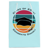 Retro Abschluss Graduate Cap Mortarboard Mittlere Geschenktüte (Vorderseite)