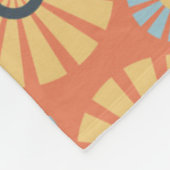 Retro Abstrablau und Orange Daisies Muster Fleecedecke (Ecke)