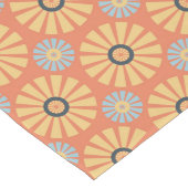 Retro Abstrablau und Orange Daisies Muster Großer Tischläufer (Ecke)