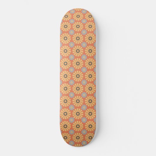 Retro Abstrablau und Orange Daisies Muster Skateboard (Vorderseite)