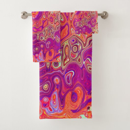 Retro Abstrakt Coral und Lila Marmorwirbel Badhandtuch Set (Insitu)