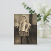Retro Accordion Girl Postkarte (Stehend Vorderseite)