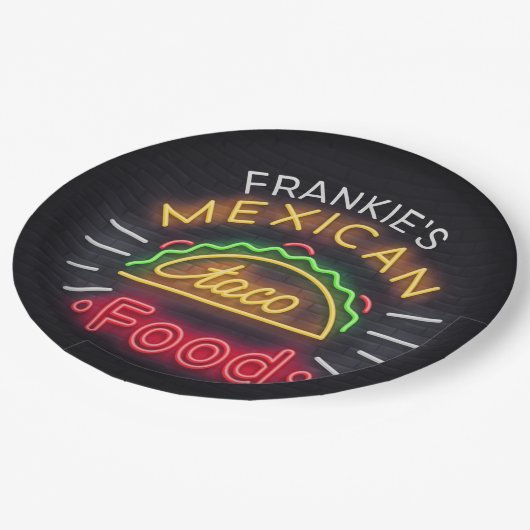 Retro ADD NAME Imitate Neon Mexican Food Taco Dine Pappteller (Schrägansicht)