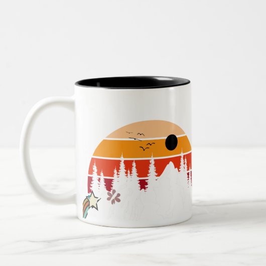 Retro Adventure Zweifarbige Tasse (Links)