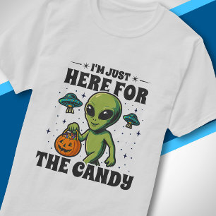 Retro-Alien Ich bin nur wegen der Süßigkeiten hier T-Shirt