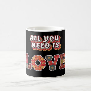 Retro "Alles was du brauchst ist Liebe" Kaffeetasse