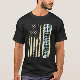 Retro American Flag Golf Gift for Golfer Vathers D T-Shirt