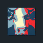 Retro Animal Wall Pop Art Cow Portrait Leinwanddruck<br><div class="desc">Dieses Mohnstück aus inspiriertem Retro-Pop hat unseren klassischen Kuhkopfschuss in Rot und Blau. Es ist vegan zum Kern und ein Ruf an unsere Rinderfreunde. Dieses handgezeichnete Design von Armagarden verwendet moderne Farbtöne, um jede Farbkleidung, auf die man sie wirft, Pop! Besuchen Sie unseren Blog auf Armagarden.co für veganes Equipment und...</div>