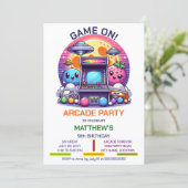 Retro Arcade Birthday Party Einladung (Stehend Vorderseite)