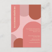 Retro Arches Coral Pink Hochzeitsunterkünfte Begleitkarte (Vorderseite)