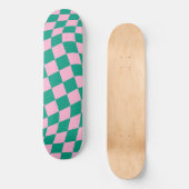 Retro-Ästhetik Lebendiges Rosa Grün Karomuster Skateboard (Vorderseite)