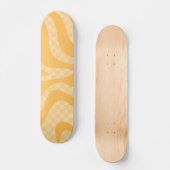Retro Ästhetik Swirl Karo Senf Gelb Skateboard (Vorderseite)
