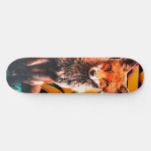 Retro Ästhetische Graffiti Lady FOX Skateboard (Horizontal)