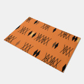 Retro Atomera Diamonds Pattern Orange Fußmatte (Schrägansicht)