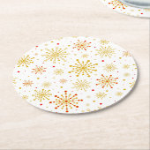 Retro Atomic Mid Century Mod Red & Gold Sternexplo Runder Pappuntersetzer (Angewinkelt)