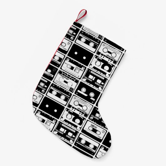 Retro-Audiobänder, altmodisches Muster. Kleiner Weihnachtsstrumpf (Vorderansicht (hängend))