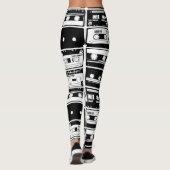Retro-Audiobänder, altmodisches Muster. Leggings (Rückseite)