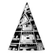 Retro-Audiobänder, altmodisches Muster. Partyhütchen (Links)