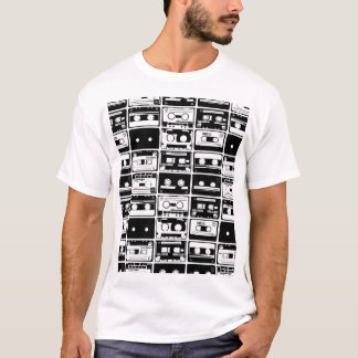 Retro-Audiobänder, altmodisches Muster. T-Shirt