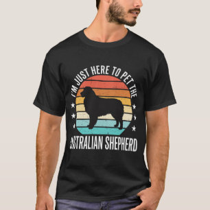 Retro Australian Shepherd streichelt Hund Sonnenun T-Shirt