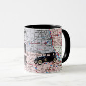 Retro-Auto auf Straßenkarte Tasse (VorderseiteRechts)