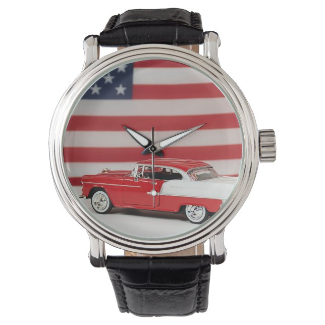 Retro-Auto mit amerikanischer Flagge Armbanduhr (Vorderseite)
