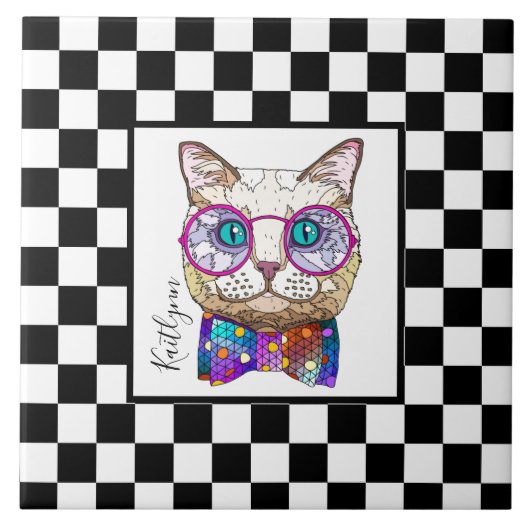 Retro B&W-Checkerboard, Hipster cat, personalisier Fliese (Vorderseite)