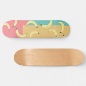 Retro Bananas - farbenfrohe Formen Skateboard (Horizontal)