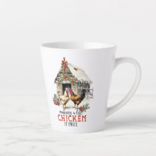 Retro-Bauernhaus, das ein Huhn macht, ist zweimal Milchtasse
