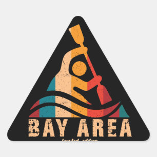Retro Bay Area Kayaking Dreieckiger Aufkleber