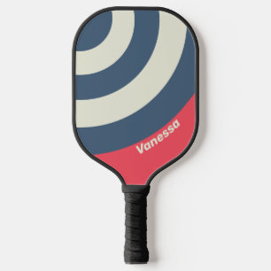 Retro Beach Club Kreisstreifen mit Namen Pickleball Schläger